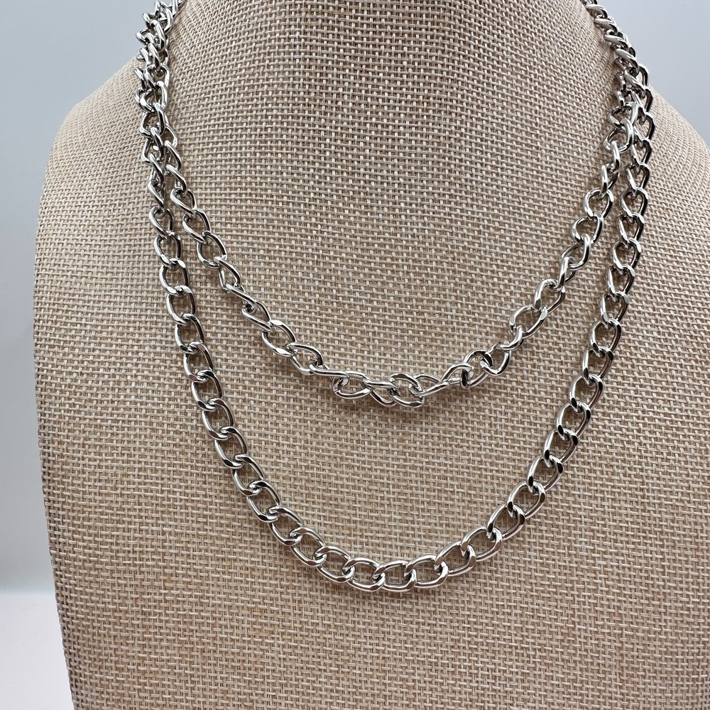 Vintage 90s Silver Tone Double Layer Curb Link Chain Necklace for Women